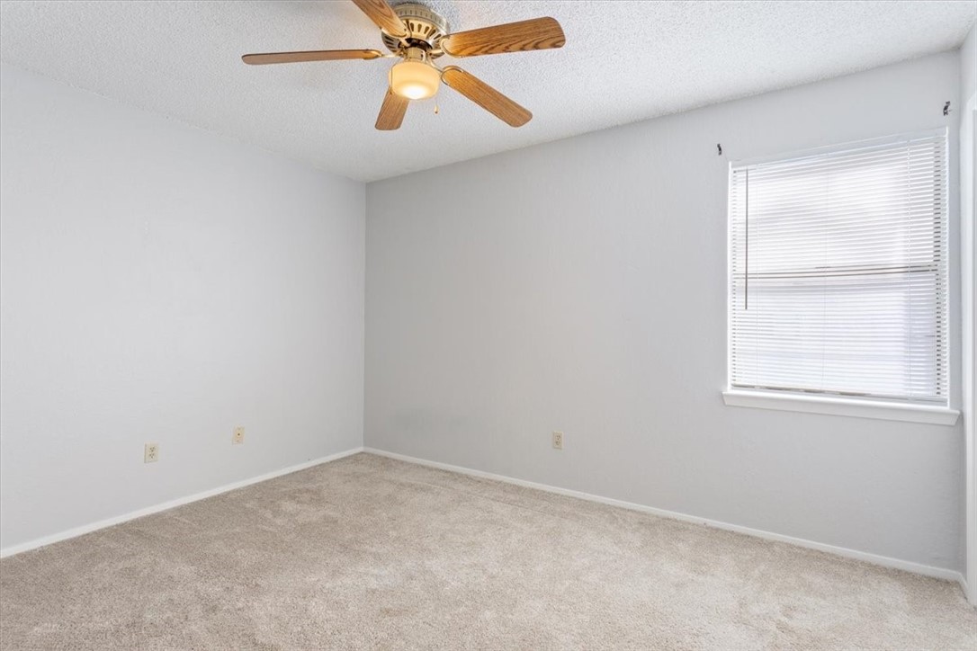 Waco, Texas 76706, United States, 2 Bedrooms Bedrooms, ,3 BathroomsBathrooms,Residential,Pending,49724