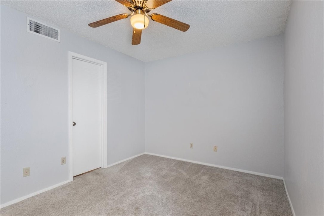 Waco, Texas 76706, United States, 2 Bedrooms Bedrooms, ,3 BathroomsBathrooms,Residential,Pending,49724