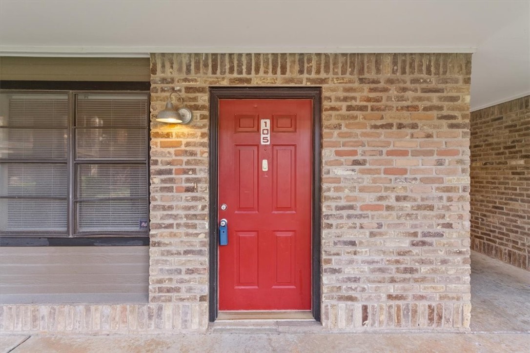 Waco, Texas 76706, United States, 2 Bedrooms Bedrooms, ,3 BathroomsBathrooms,Residential,Pending,49724