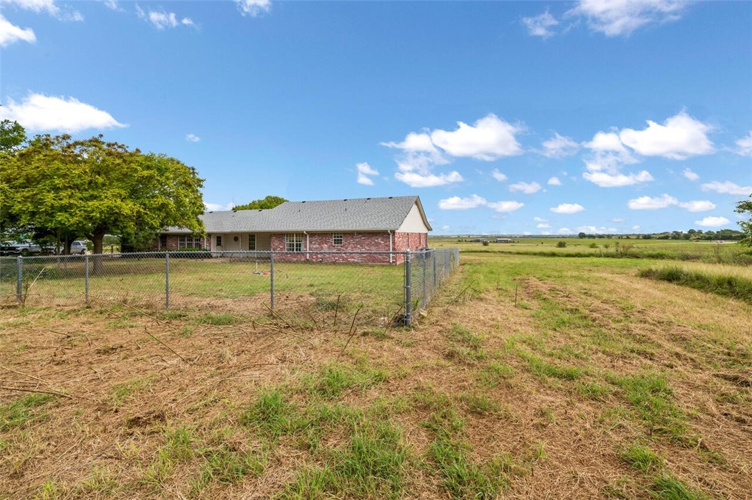 807 Birdie Lane, Lorena, Texas image 46