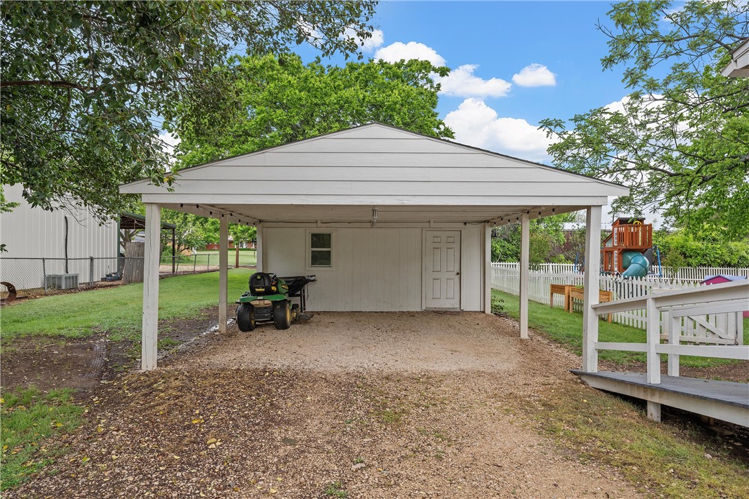 280 S F Avenue, Crawford, Texas image 31