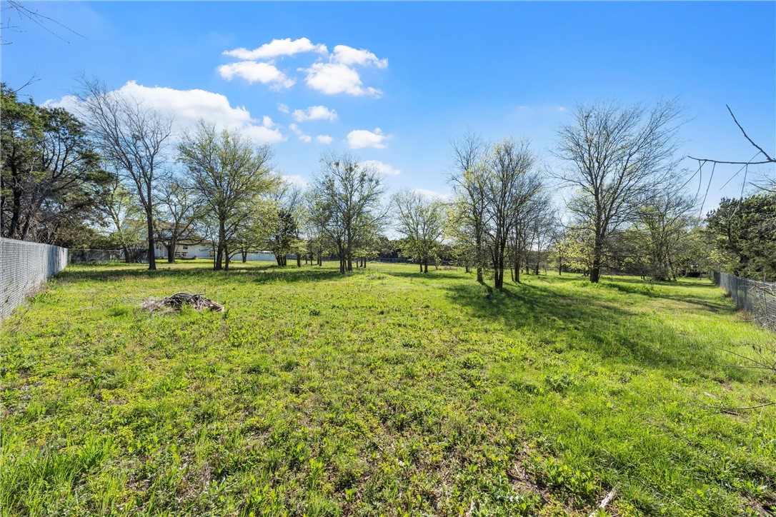 656 Cr 3570, China Spring, Texas image 30