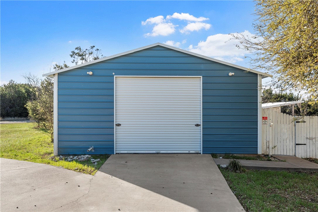 656 Cr 3570, China Spring, Texas image 3