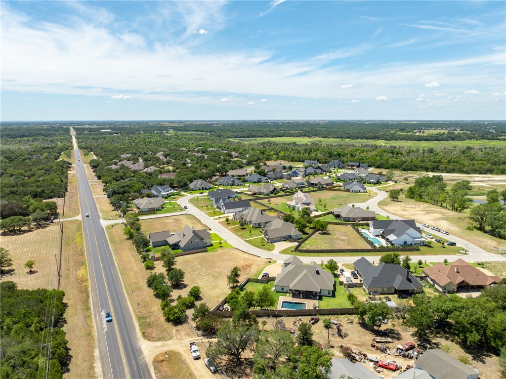 220 Wycliff Drive, China Spring, Texas image 8