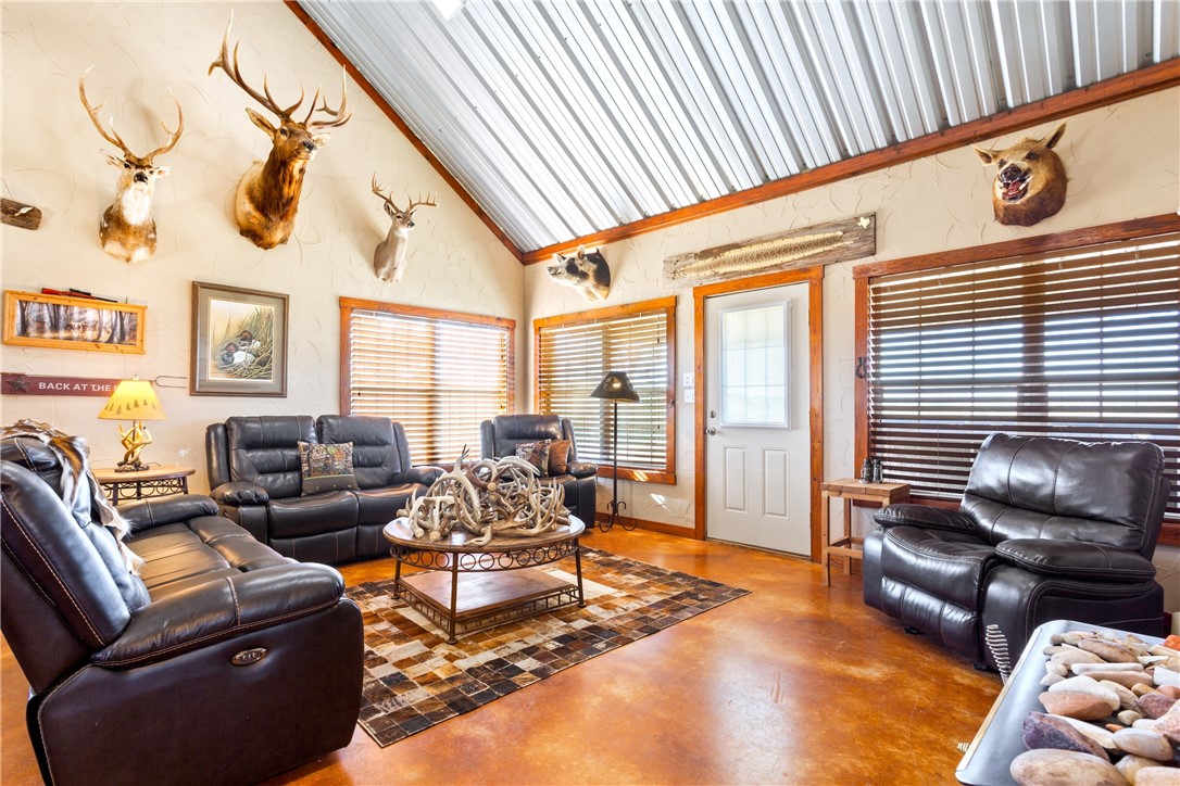 1782 Fm 218 Road, Hamilton, Texas image 10