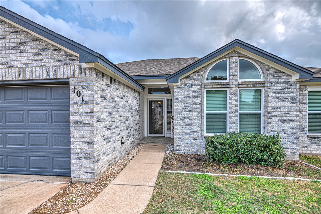 101 Meadowbrook Drive, Temple, Texas image 2