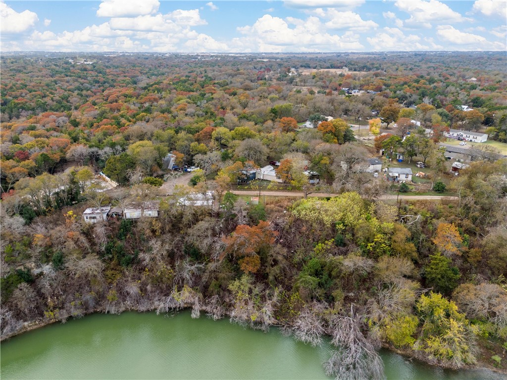 209 Lake Shore Drive, Eddy, Texas image 5