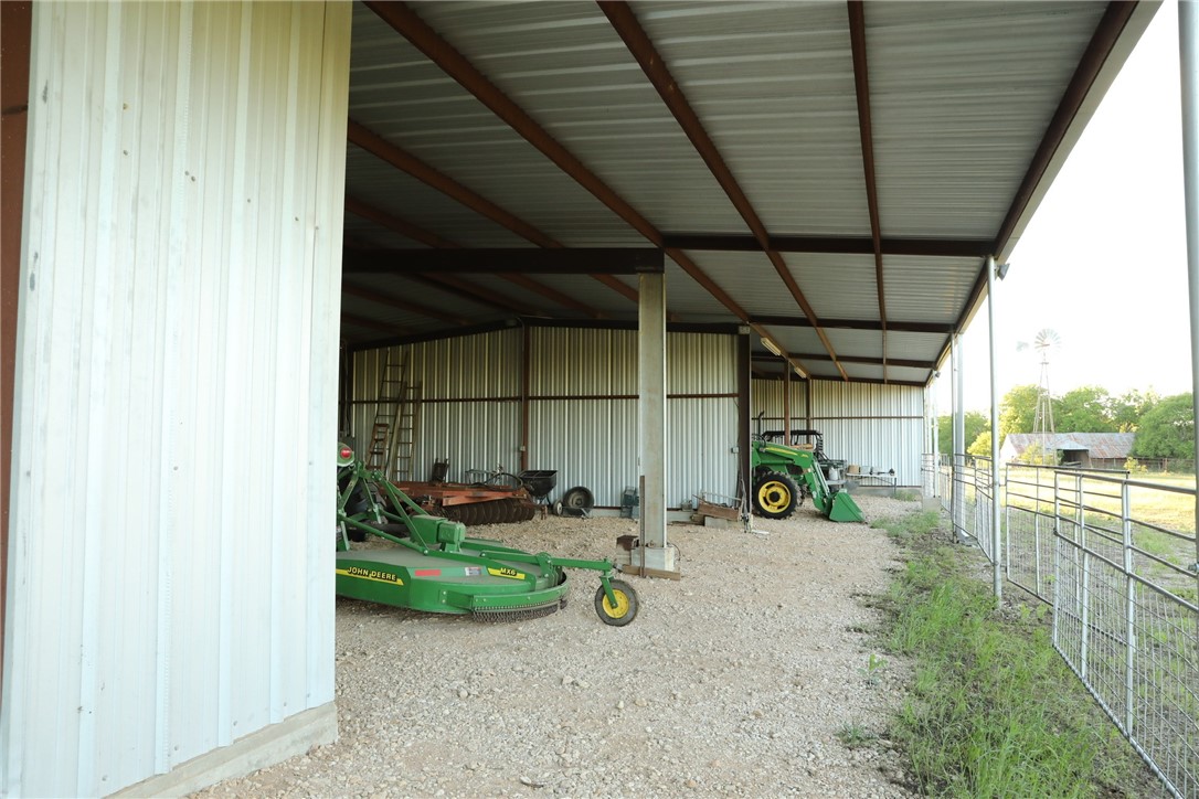 975 Cr 243, Valley Mills, Texas image 35