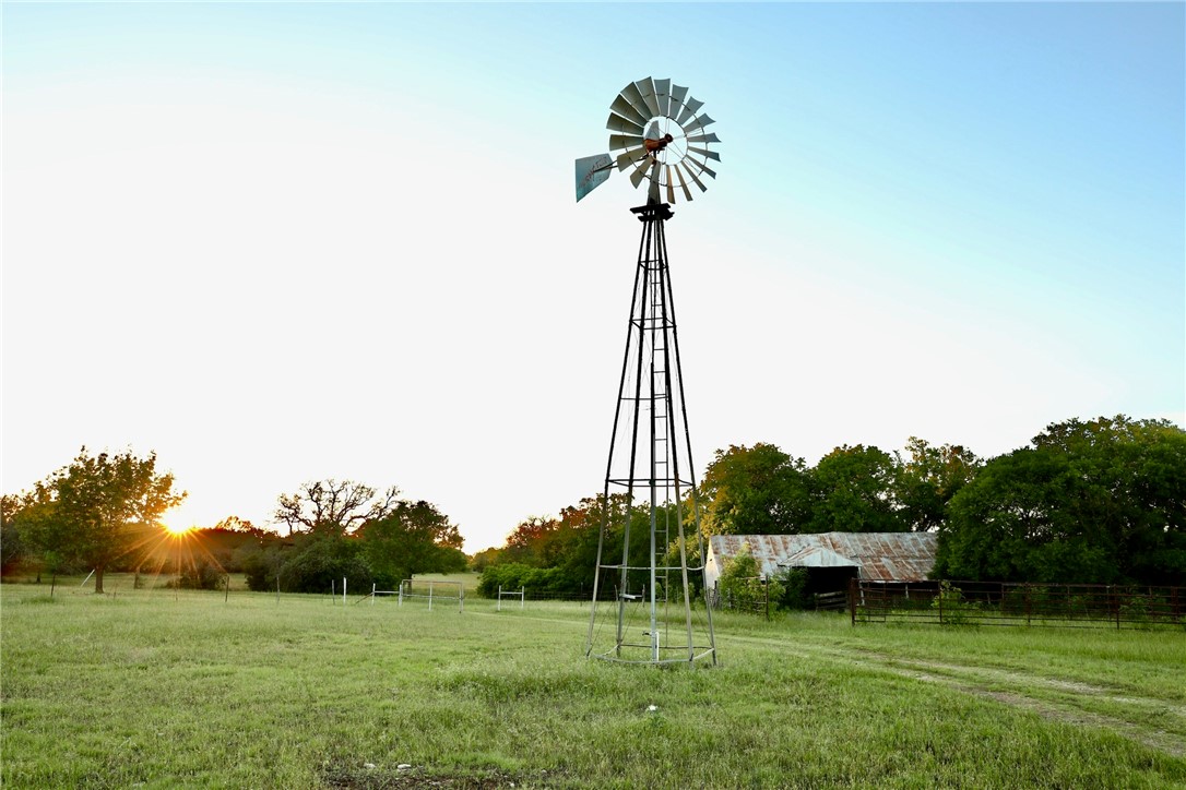 975 Cr 243, Valley Mills, Texas image 17