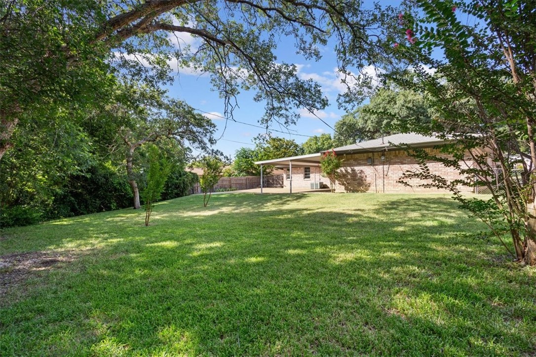 816 Wedgewood Drive, Woodway, Texas image 35