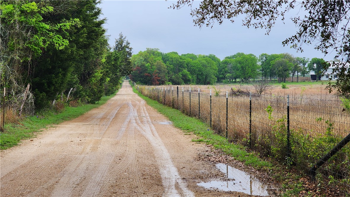 479 Nicole Lane, Waco, Texas image 3