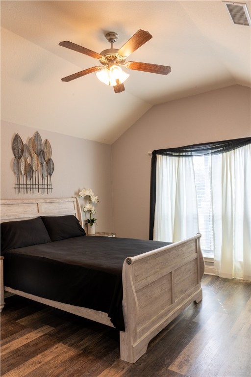 909 Princess Diana Drive, McGregor, Texas image 13