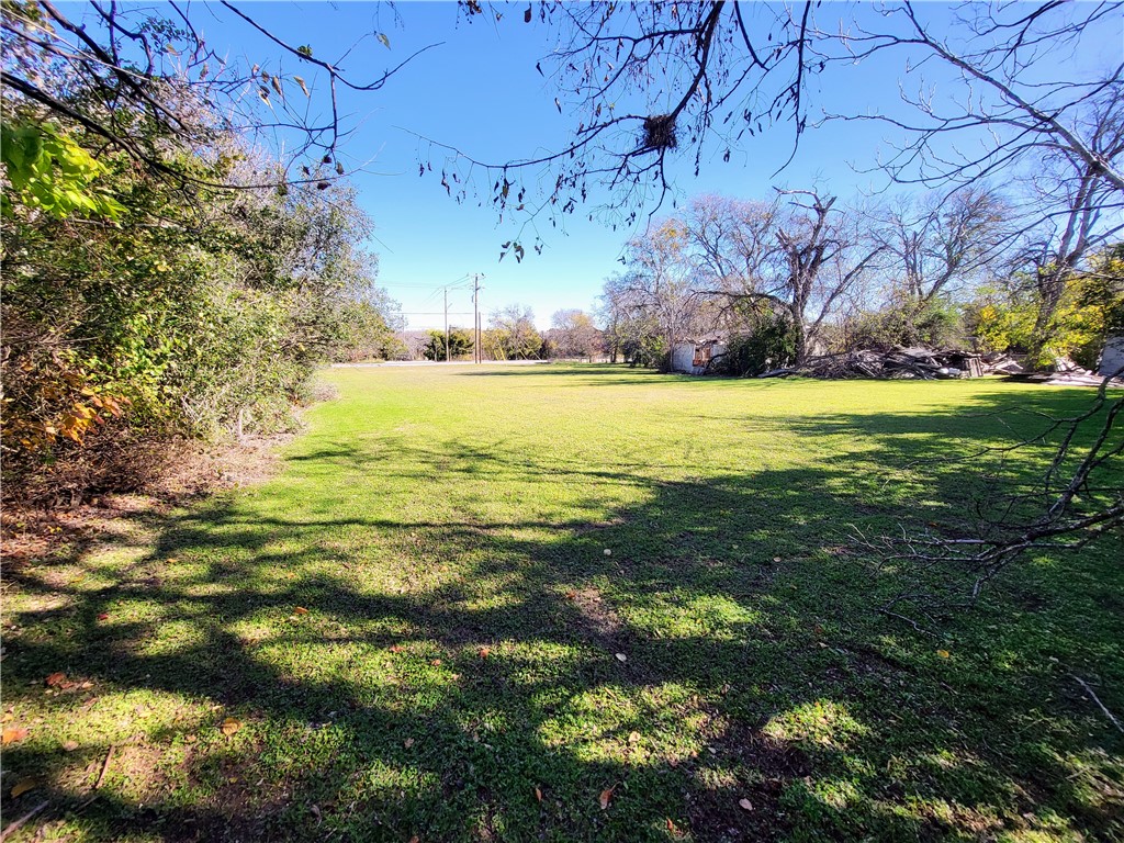 426 N Houston Street, Lorena, Texas image 10