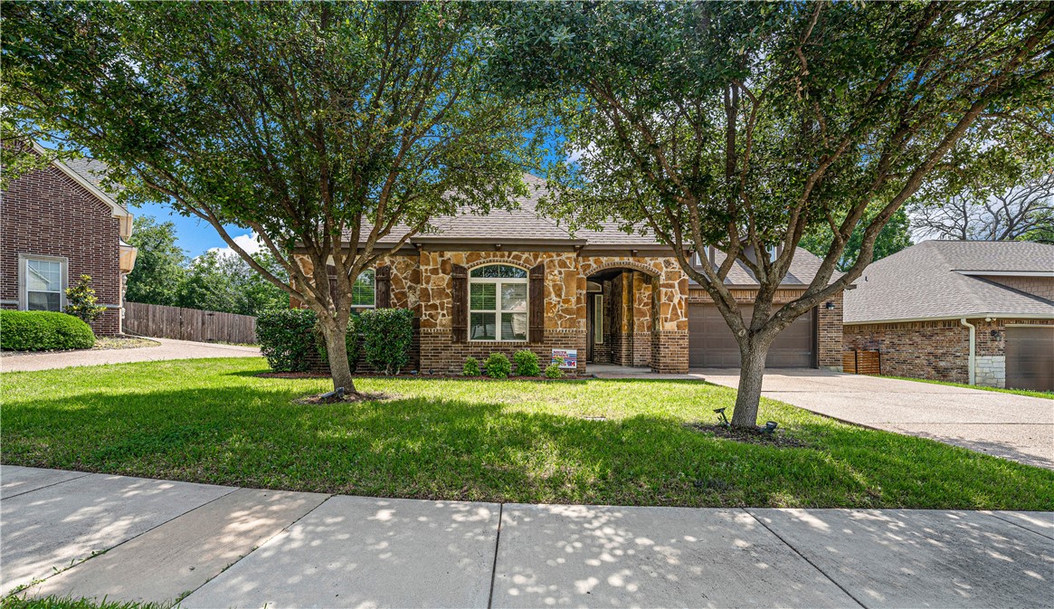 17015 Salado Drive, Woodway, Texas image 3