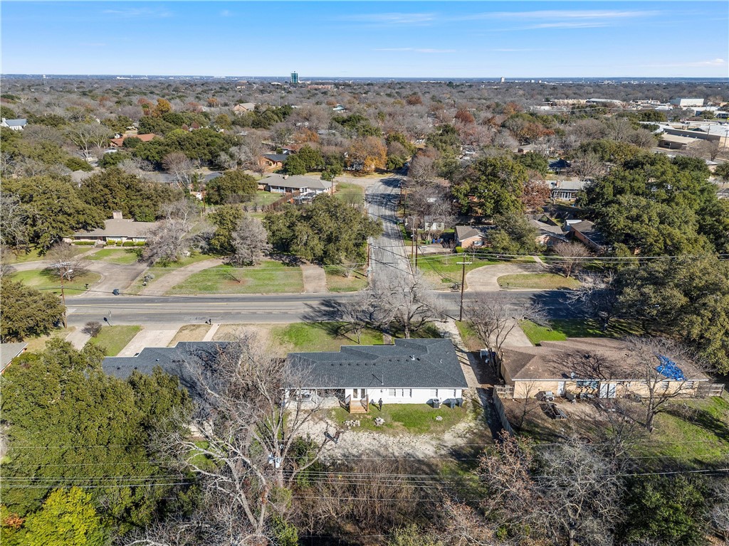 2416 Lake Air Drive, Waco, Texas image 44