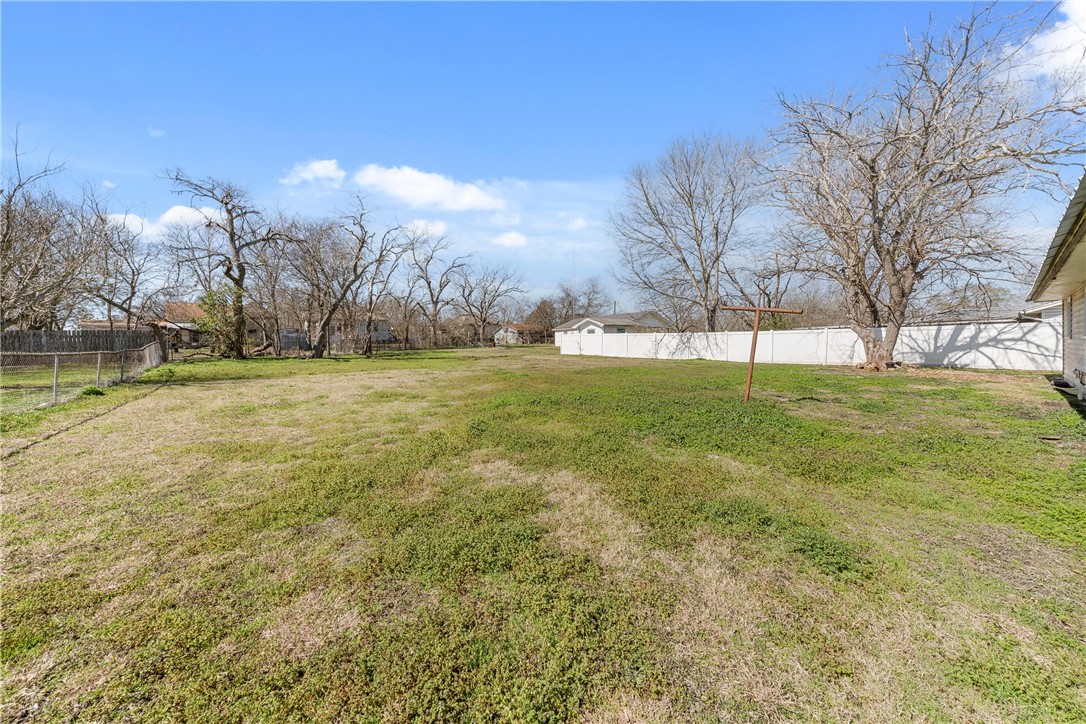 204 S Goddard Street, Mart, Texas image 15