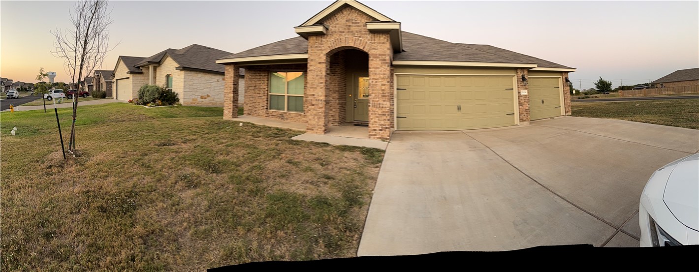 2824 Skinner Drive, Lorena, Texas image 1