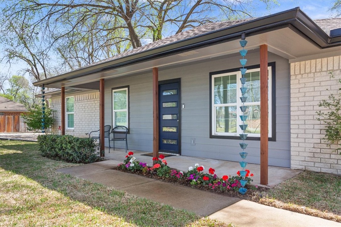 1201 Forrest Street, Waco, Texas image 2