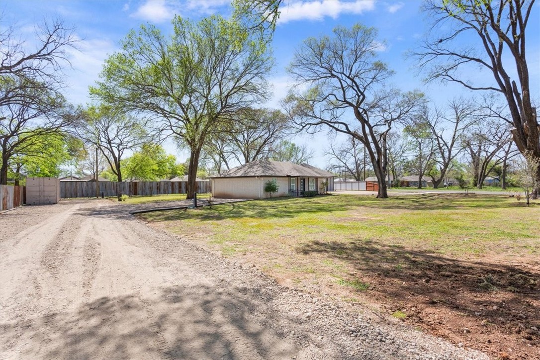 1201 Forrest Street, Waco, Texas image 4