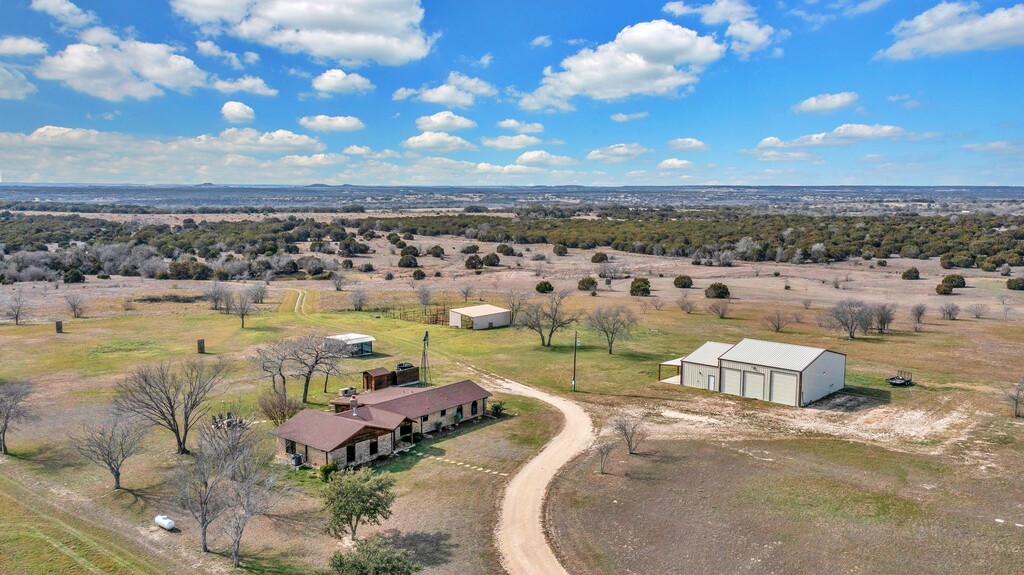 700 Floyd Road, Gatesville, Texas image 9