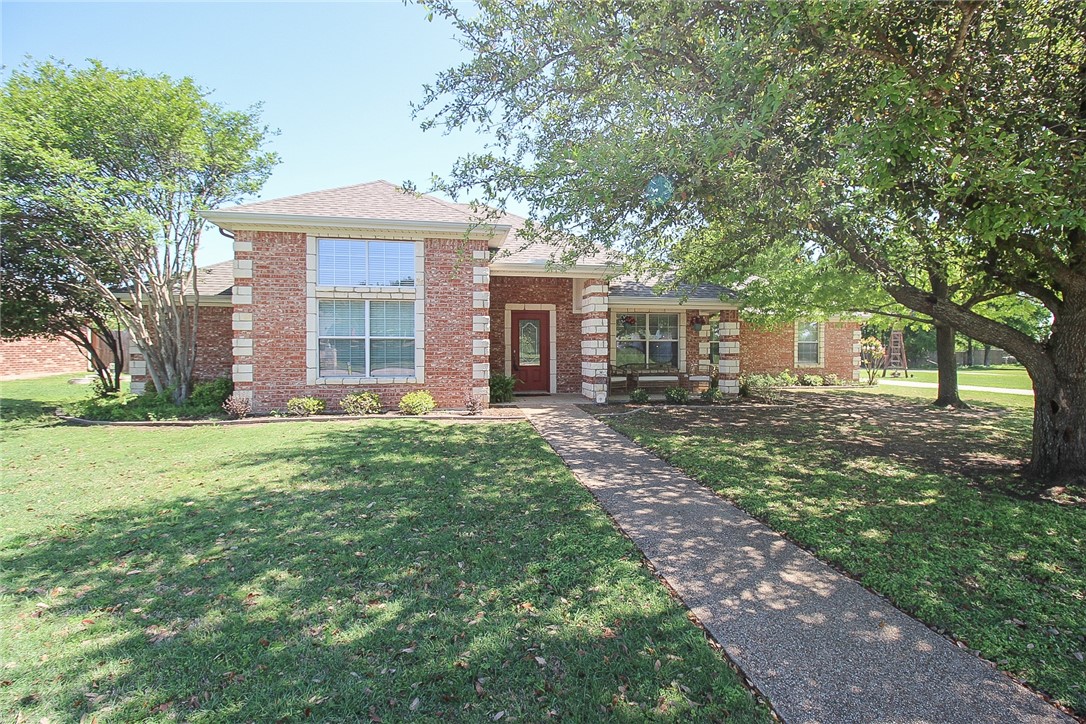 255 Paloma Drive, Woodway, Texas image 2