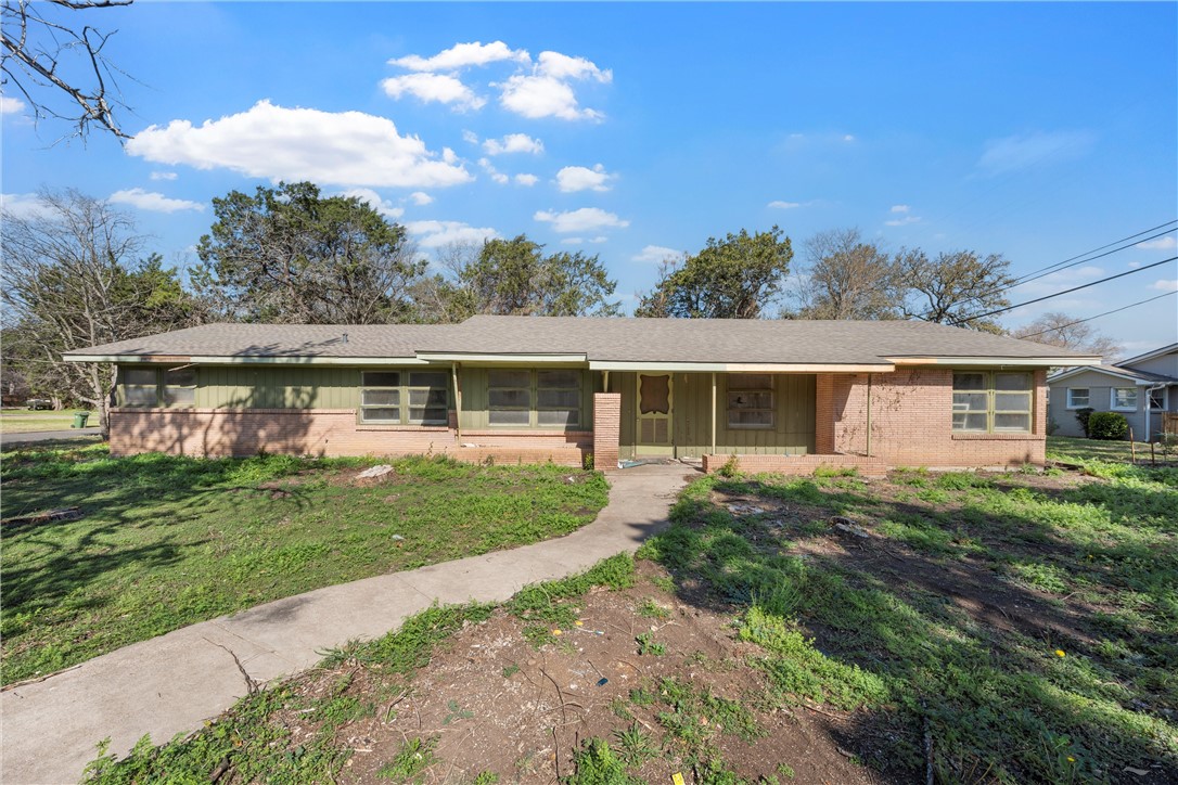 2109 Tanglewood Avenue, Waco, Texas image 1