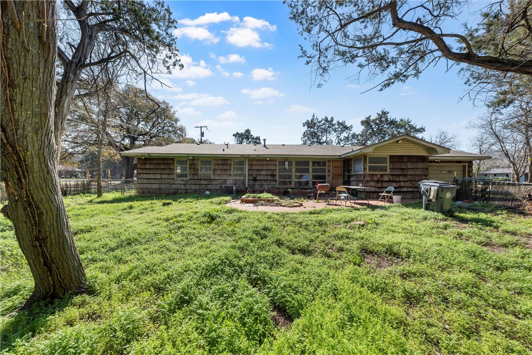 2109 Tanglewood Avenue, Waco, Texas image 14