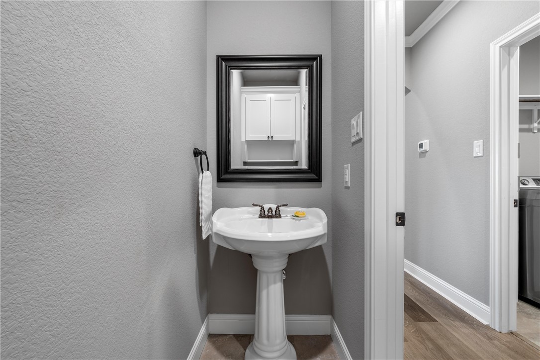 212 Fox Run Lane, Waco, Texas image 22