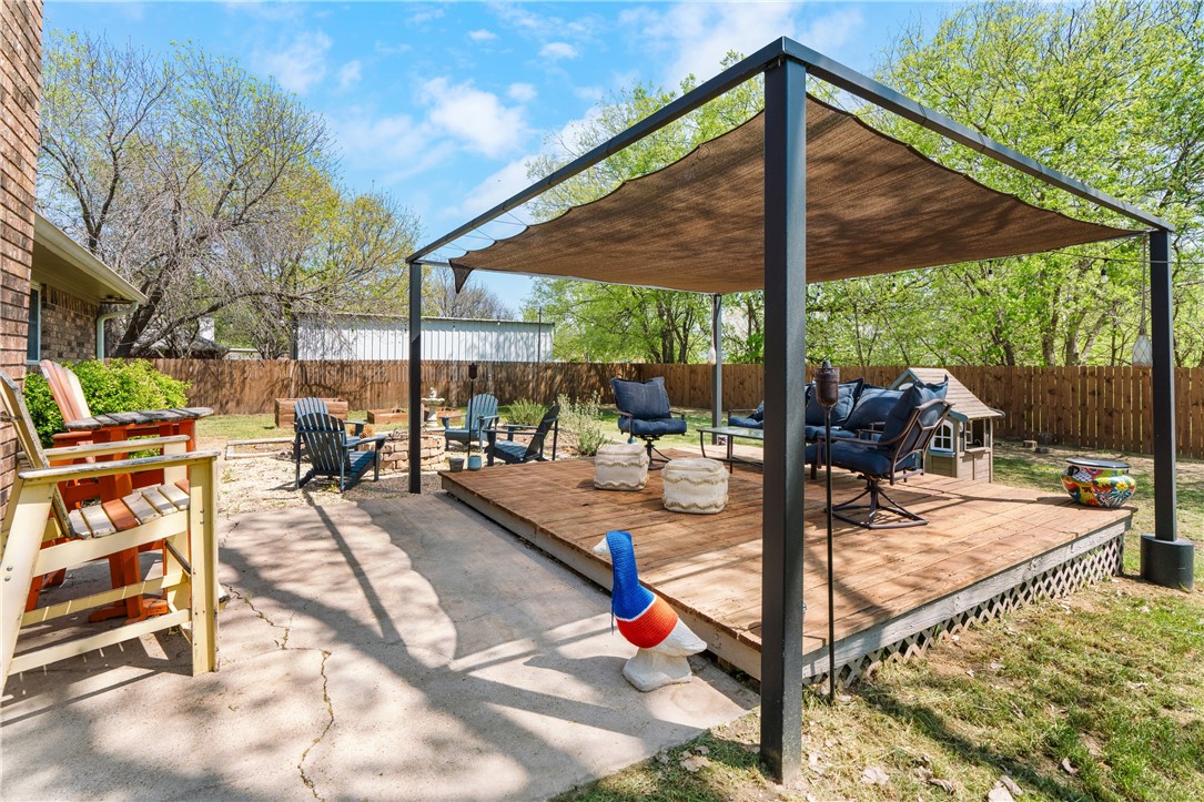 304 Randy Drive, Woodway, Texas image 31