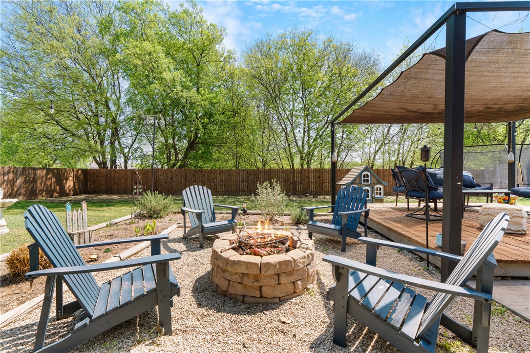 304 Randy Drive, Woodway, Texas image 33