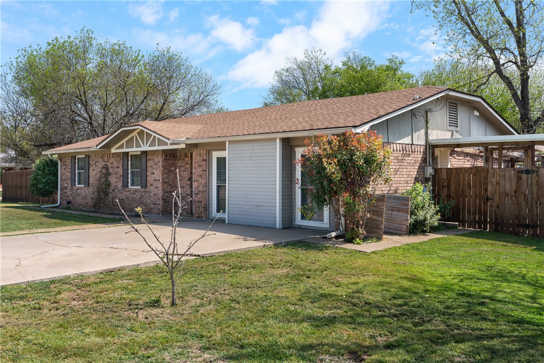304 Randy Drive, Woodway, Texas image 5