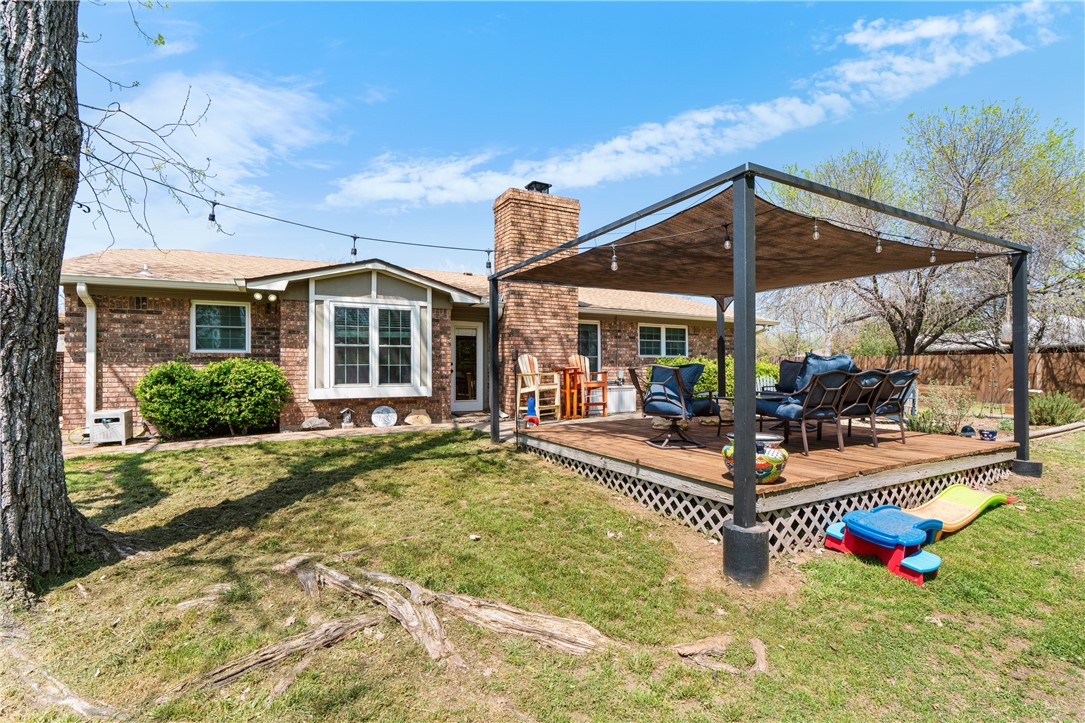 304 Randy Drive, Woodway, Texas image 32
