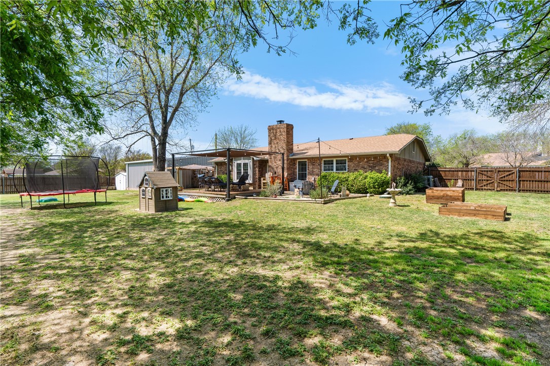 304 Randy Drive, Woodway, Texas image 34