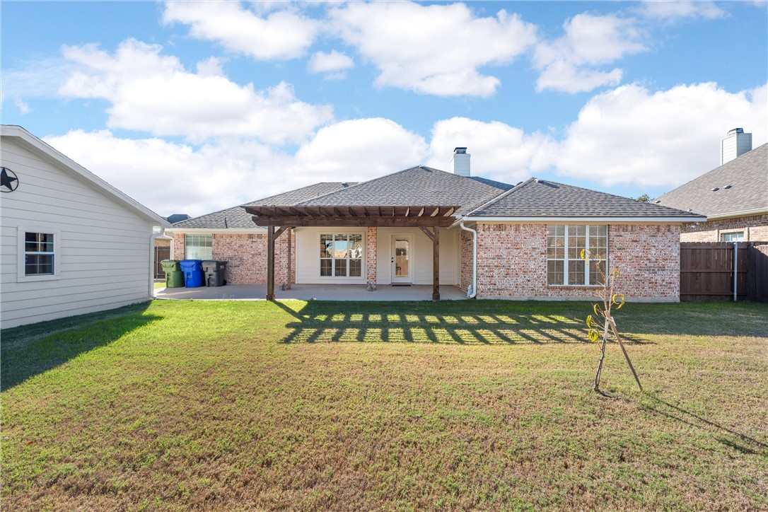 933 Queen Elizabeth Street, McGregor, Texas image 31