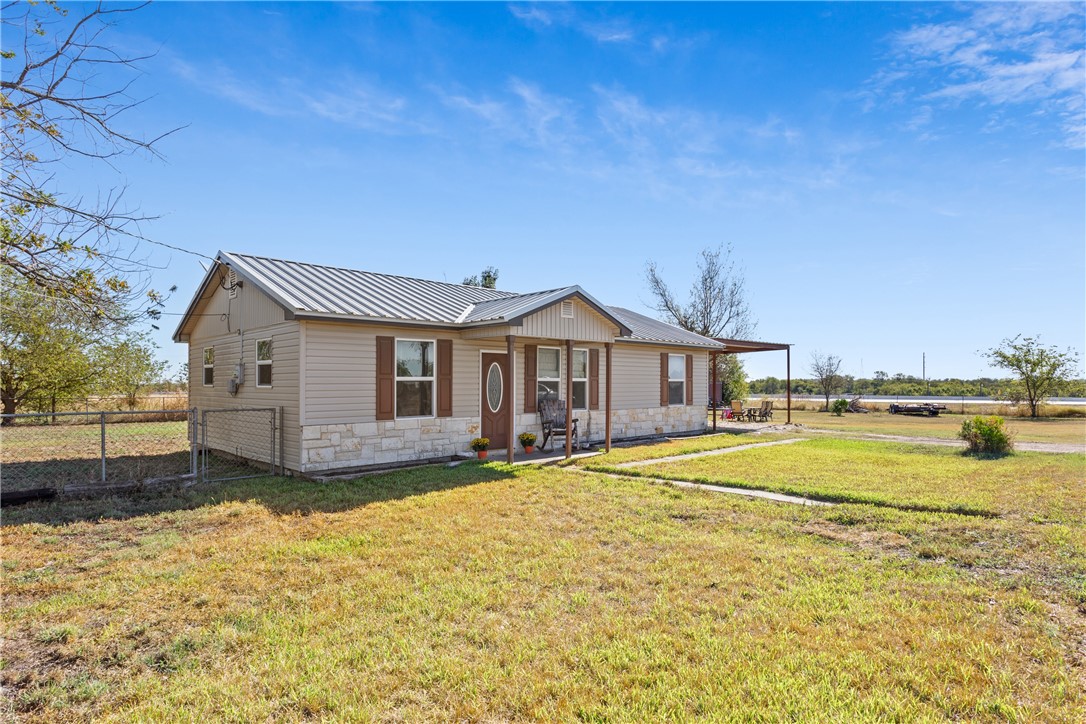 111 Gurley Lane, Eddy, Texas image 3