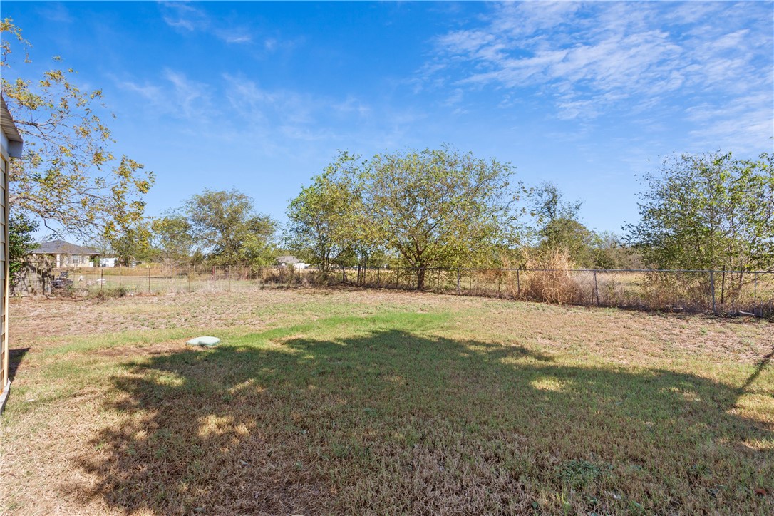 111 Gurley Lane, Eddy, Texas image 18