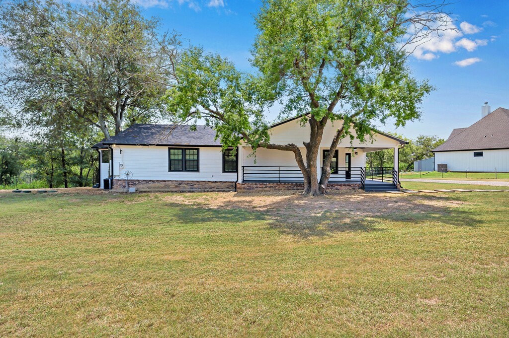 1519 W W A Neel Road, West, Texas image 2