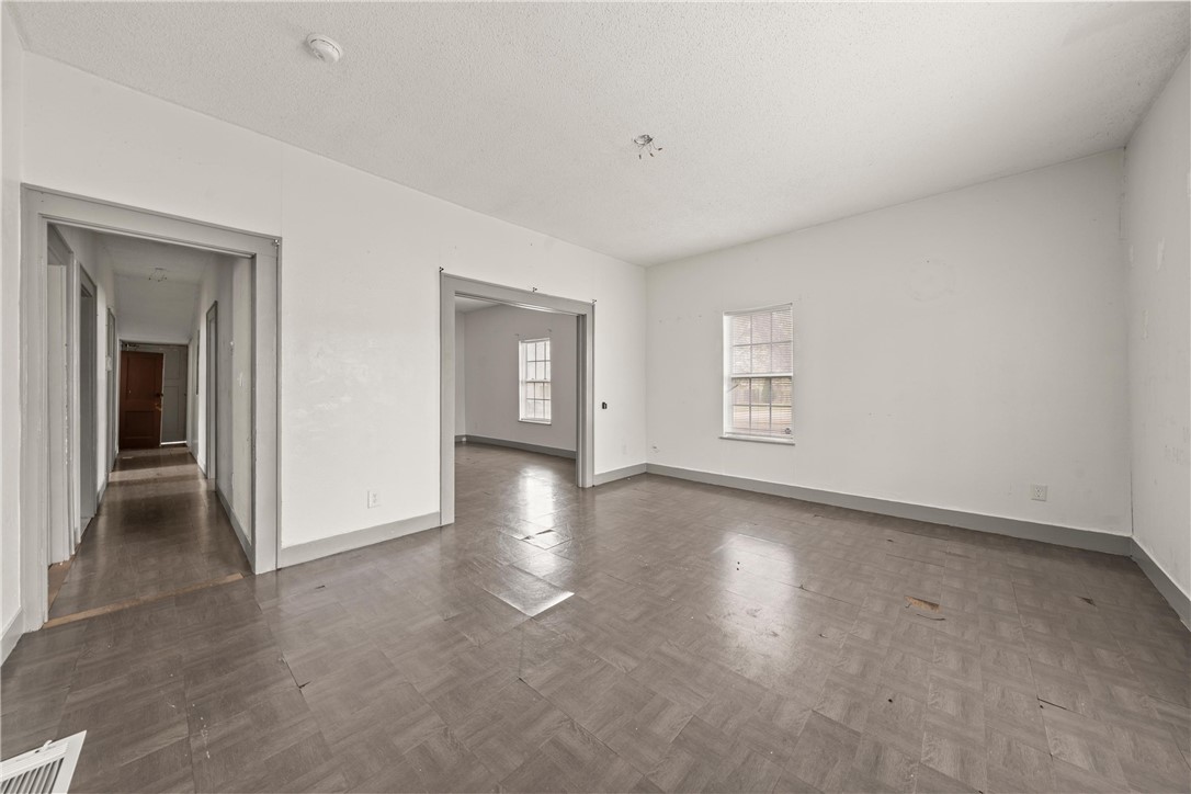 2324 Bosque Boulevard, Waco, Texas image 3