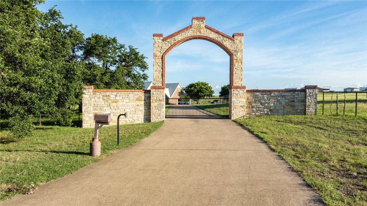 16355 N Hwy 6 Highway, Valley Mills, Texas image 3