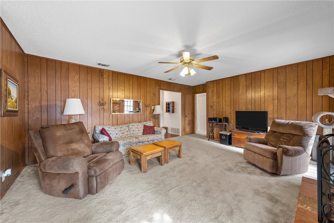 5030 Lake Shore Drive, Waco, Texas image 17