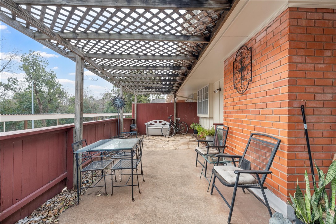 5030 Lake Shore Drive, Waco, Texas image 7