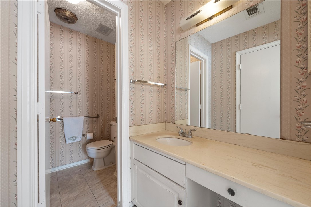 5030 Lake Shore Drive, Waco, Texas image 12