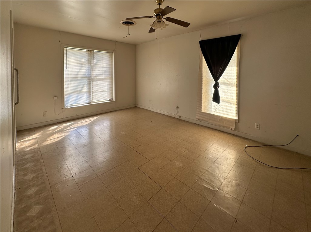 1101 E Palestine Street, Mexia, Texas image 4