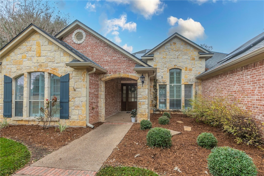 1031 Briar Glen Circle, McGregor, Texas image 3