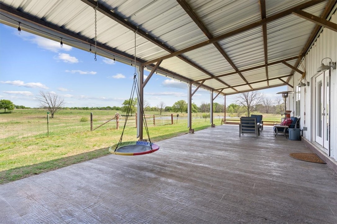 1576 Hcr 2302 S, Abbott, Texas image 34
