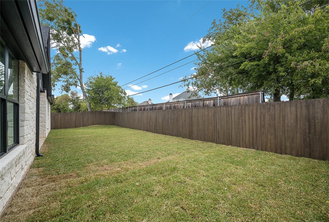 13030 Rainier Drive, Woodway, Texas image 35