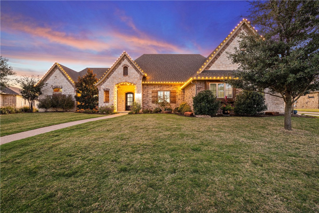 412 Stone Manor Drive, McGregor, Texas image 1