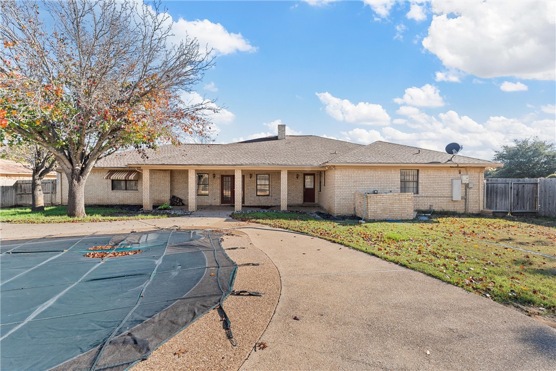 340 N Ave B, Crawford, Texas image 34