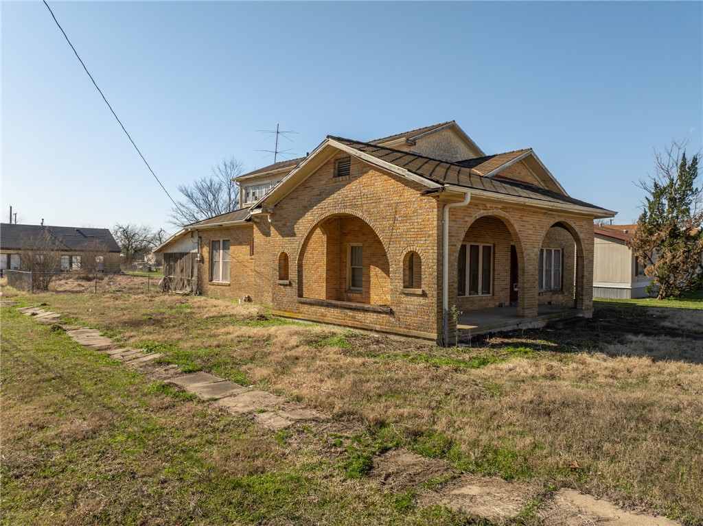 306 E Adams Street, Itasca, Texas image 25
