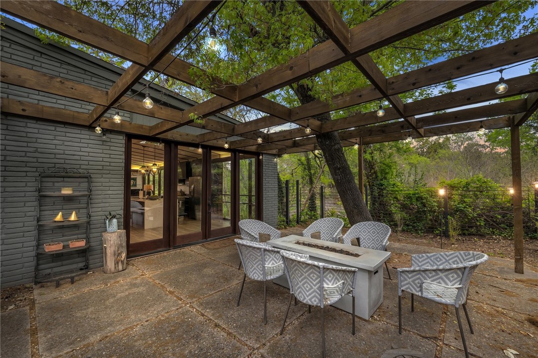 2517 Wooded Acres Drive, Waco, Texas image 39